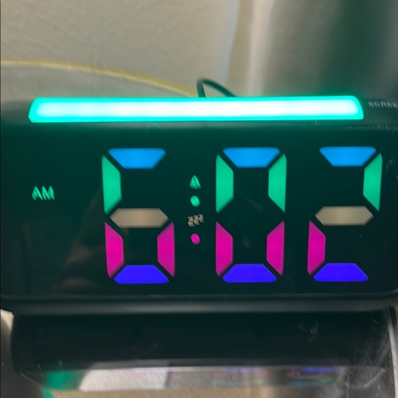 Digital Alarm Clock with LED Display - Picture 4 of 4
